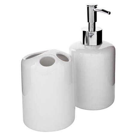 M-S White Ceramic Bath Set